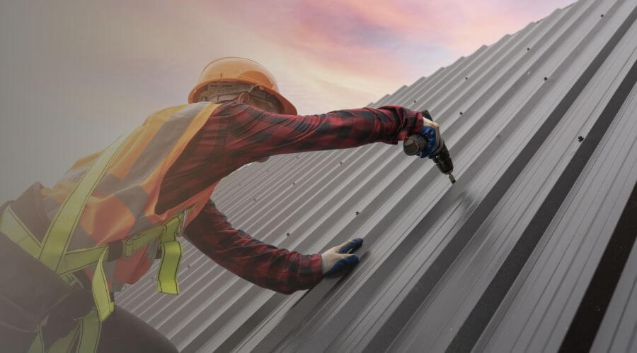 Professional gutter cleaning in Volin, SD